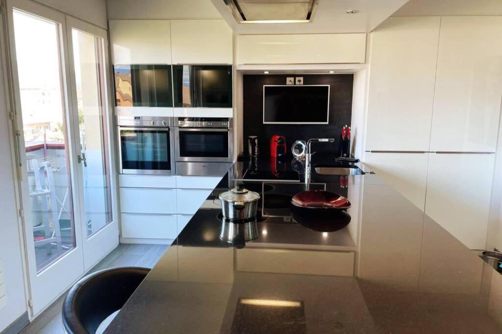 Le Vendome - Loft De Luxe Geneve Gaillard Exterior photo